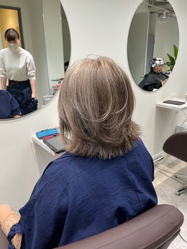 ハイライトボブ40代50代グレイカラー白髪染め白髪ぼかし