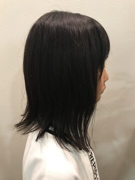 ヘアワークスルシア(HAIR WORKS LUCIA) 外ハネミディアム