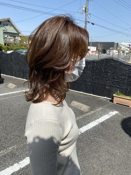 モニュメント(Monument) 韓国風くびれレイヤー