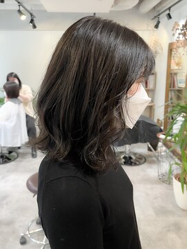 ネイヴィル オモテサンドウ(navile omotesando) ☆ブリーチなしブルーグレージュウェーブボブ☆