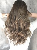 大人女子のための脱白髪染め・白髪ぼかしハイライト♪