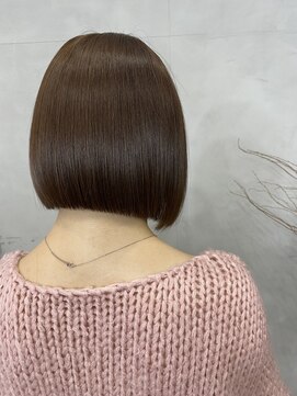 ウィクシー(wixy) 後ろ姿も綺麗なボブ