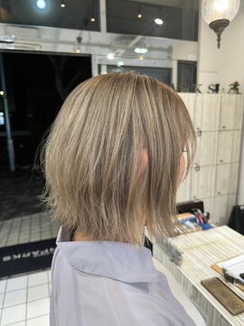 インパークス 西新井店(INPARKS) 外ハネ/切りっぱなし/ミルクティーベージュ