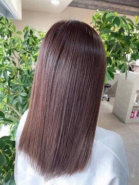 フラッグ ヘアー 天神西通り店(Flag HAIR) 髪質改善酸性ストレートとブリーチしない透明感カラーが得意です
