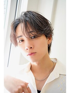 オーシャントーキョーウエスト 心斎橋 (OCEAN TOKYO WEST) 韓国ヘアニュアンスパーマカルマセンターパートコンマヘアウルフ