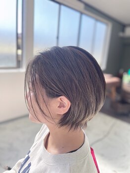 レイ(Ray)の写真/4種類のヘッドスパで、ヘッドから首、デコルテまで幅広くケア！お客様の満足度も非常に高い人気メニュー♪