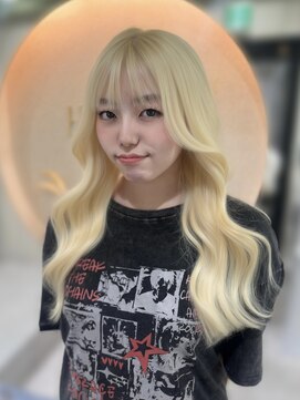 フィーリア 心斎橋堀江店(philia) ブリーチ2回から出来る!ホワイトブロンドカラー♪