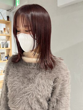 チェリーレッド