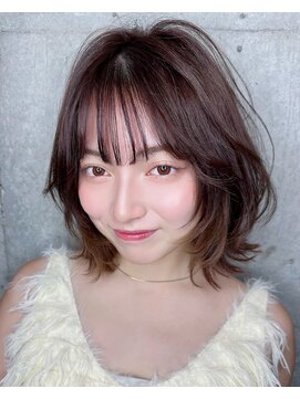リークフー(Ree cu fuu) レイヤーカットと透明感カラーくびれボブで大人可愛い