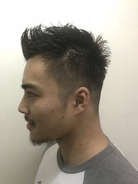 パティオンツー(PATIONN2) ☆メンズアップバング刈り上げグラデーション欧米ヘアスタイル☆