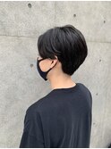 暗髪ショート