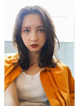 マセナ(Masena) センターパートボブルフ×ブルージュカラー