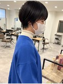 前髪あり丸みマッシュショート暗髪くびれ20代30代40代