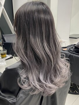 アライブ キチジョウジ(ALIVE Kichijoji) ALIVE kichijoji /　バレイヤージュ×シルバー