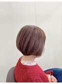 明るめグレイカラーのショートボブ☆