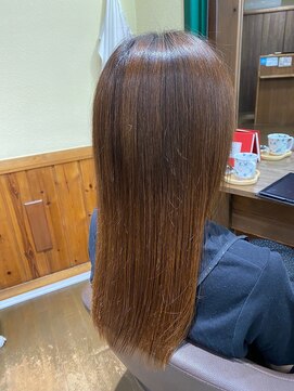 エルパライソ 鯖江店(Elparaiso) 鯖江/髪質改善/オッジオット/白髪染め/縮毛矯正/ヘッドスパ