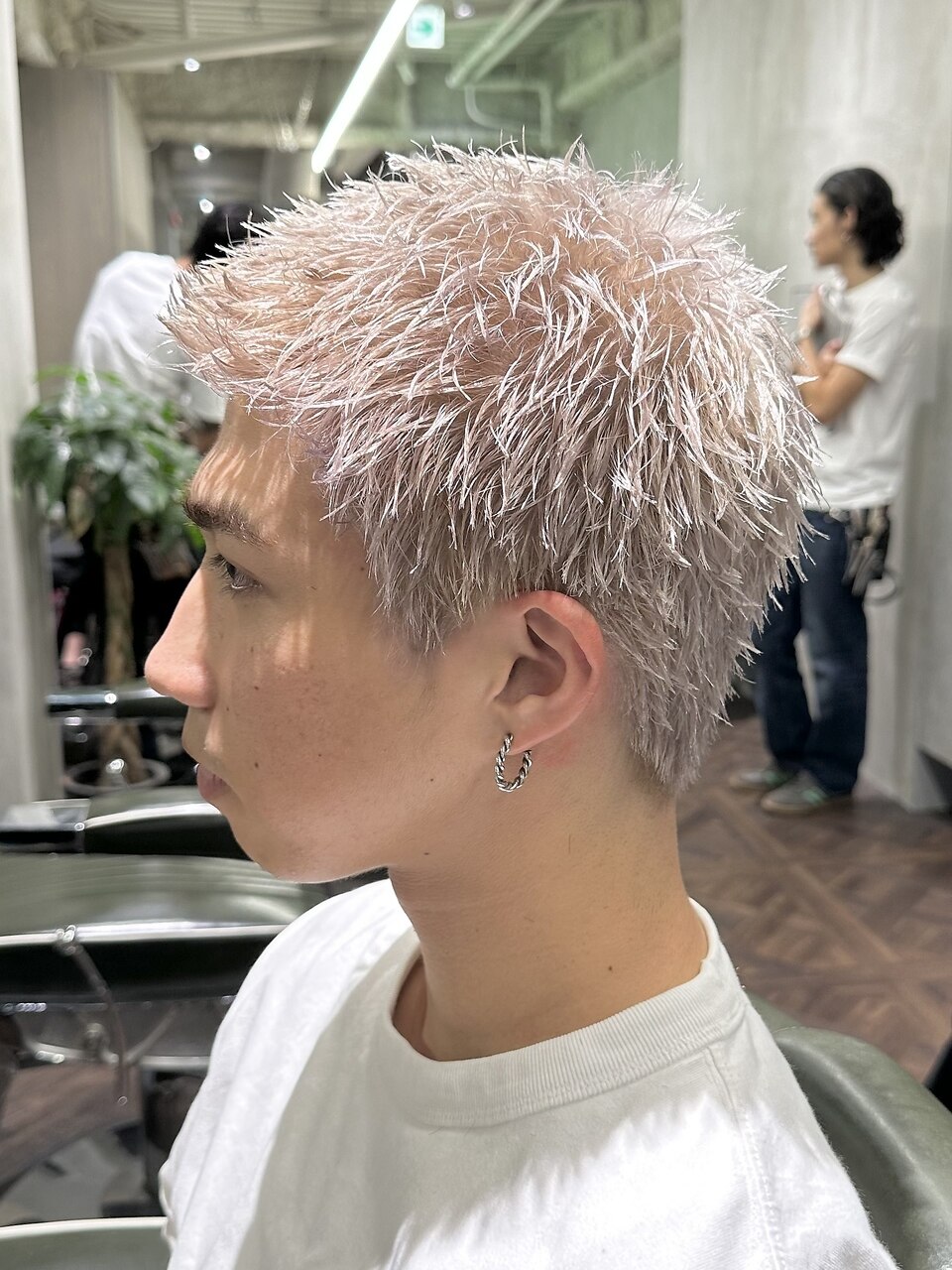 ホットペッパービューティー　ヘアカタログ　2023 Amazon.co.jp: ホットペッパービューティーヘアカタログ2023