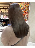 ツヤ髪ロング