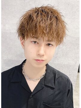 バックス メンズヘアー(BUCKS men's hair) ショートマッシュ/ブリーチ/ダブルカラー