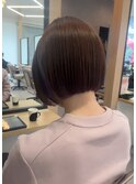 ぱつっとボブ