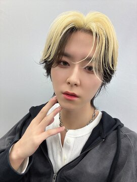 リップス 吉祥寺店 (LIPPS) ホワイトブロンドアウターカラーセンターパート