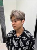 ホワイトベージュ