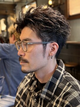 ニゲラ 町田(NIGELA) 大人のちょっとやんちゃしちゃったフェザーパーマ