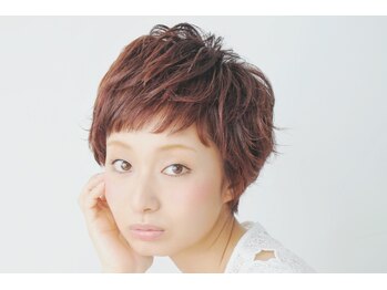ヘアークリエイト コンテ(hair create Conte)の写真/【西院 髪質改善】ショートはベースのデザインが大事!ミリ単位のカットで抜け感小顔スタイルが実現♪