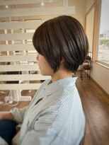 コモレビ(komorebi)&nbsp;【山本智文】ゆとりショートカットベージュ