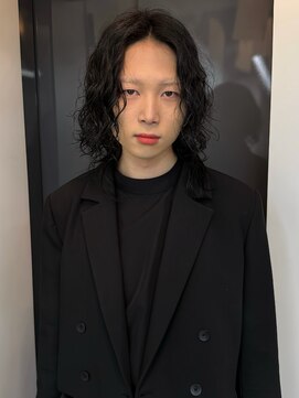 アイヴァン(AIVAN) メンズボブ・メンズミディアム・スパイラルパーマ