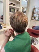 ユーアンドアイ(you & i)&nbsp;70代・80代のショートヘアトップふんわり、明るく若々しい印象に