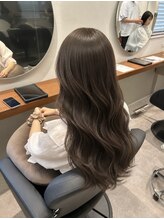 イルダバイグラッシー センター北(iluda by glassi)&nbsp;秋先取り◎ 透明感抜群ナチュラルブラウン［伊左治祐未］