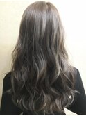ヌーディーベージュ