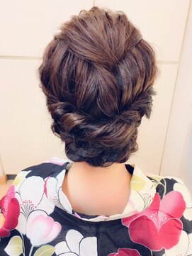 あだち美容室 宮の森店 和装着物へアセット★振袖・袴・訪問着に（成人式・卒業・入学）