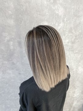 ヘアーアンドメイク ブロッサム 志木南口店(HAIR&MAKE Blossom) アッシュベージュ/バレイヤージュ【志木/スタイリスト鎌田】