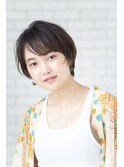 マロンベージュ×丸みショートボブ