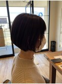 ショートボブ