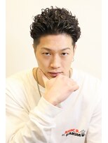 フランクスバーバー アンド ビアークラブ(FRANK'S BARBER and BEER CLUB) サイドフェードツーブロックネープレス宮城リョータ風パーマ I
