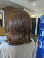 ルレ 本山(Relais)&nbsp;外ハネひし形シルエット×艶々ブラウンカラー