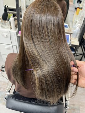 ナチュラ(natura) ツヤ感持続！髪質改善カラートリートメント【杵淵雅也】