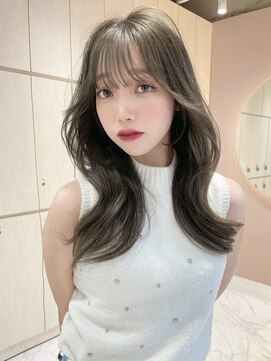 グロー 大宮(GLROW) 韓国 くびれヘア 顔まわり レイヤー オリーブベージュ