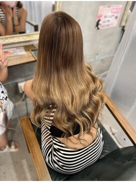 ルフレ 新宿本店2nd(Reflet) 本数減らしても馴染ませカットでよく馴染む!!