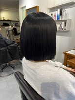 アンクル(ancre)&nbsp;艶髪ストレート×前下がりボブ×ブルーブラック【広島】【横川】