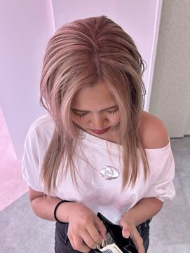 ダズリングディア(Dazzling Deer) くびれ巻き/シャドールーツ/ミルクティーベージ