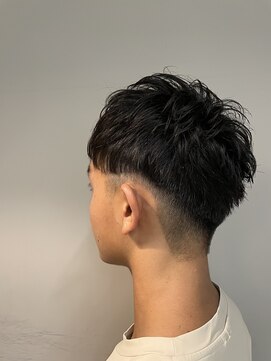 シュールトルワ(SUR TROIS) ルーズショート