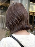 栄ベージュフェミニンミディアムヘア