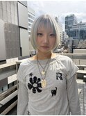 ホワイトブロンド　アイスブルー　　6/16