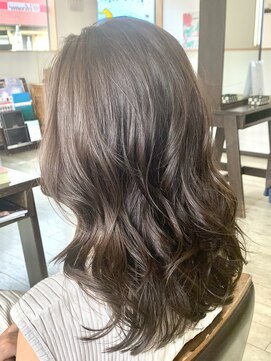 オレンジ(orange) グレージュカラーゆるウェーブ