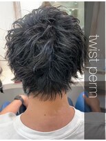 ウーロス(uros.) twist parm