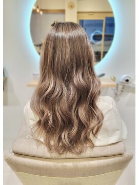 チェルシーヘアーデザイン(Chelsea hair design) ハイライト｜グレージュ｜アッシュ｜透明感カラー｜美容院